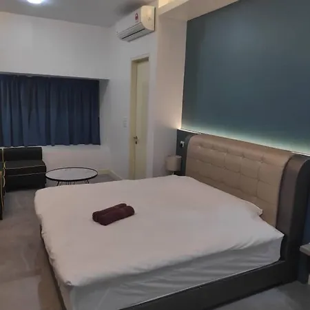Melaka Imperio Residence With Wifi And Poolseaview Exterior photo