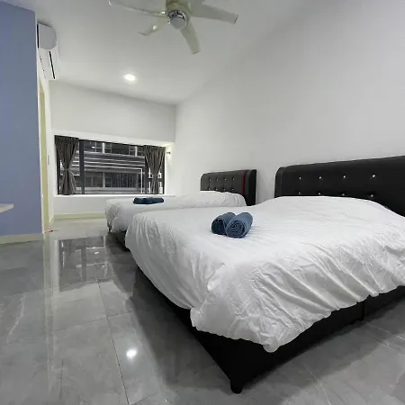 Melaka Imperio Residence With Wifi And Poolseaview Exterior photo