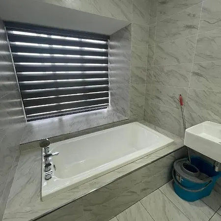 Melaka Imperio Residence With Wifi And Poolseaview Exterior photo