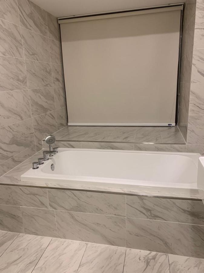 Imperio With Wifi And Poolseaview Apartment