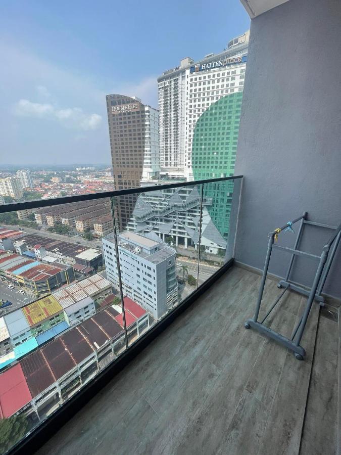 Imperio With Wifi And Poolseaview * Malacca